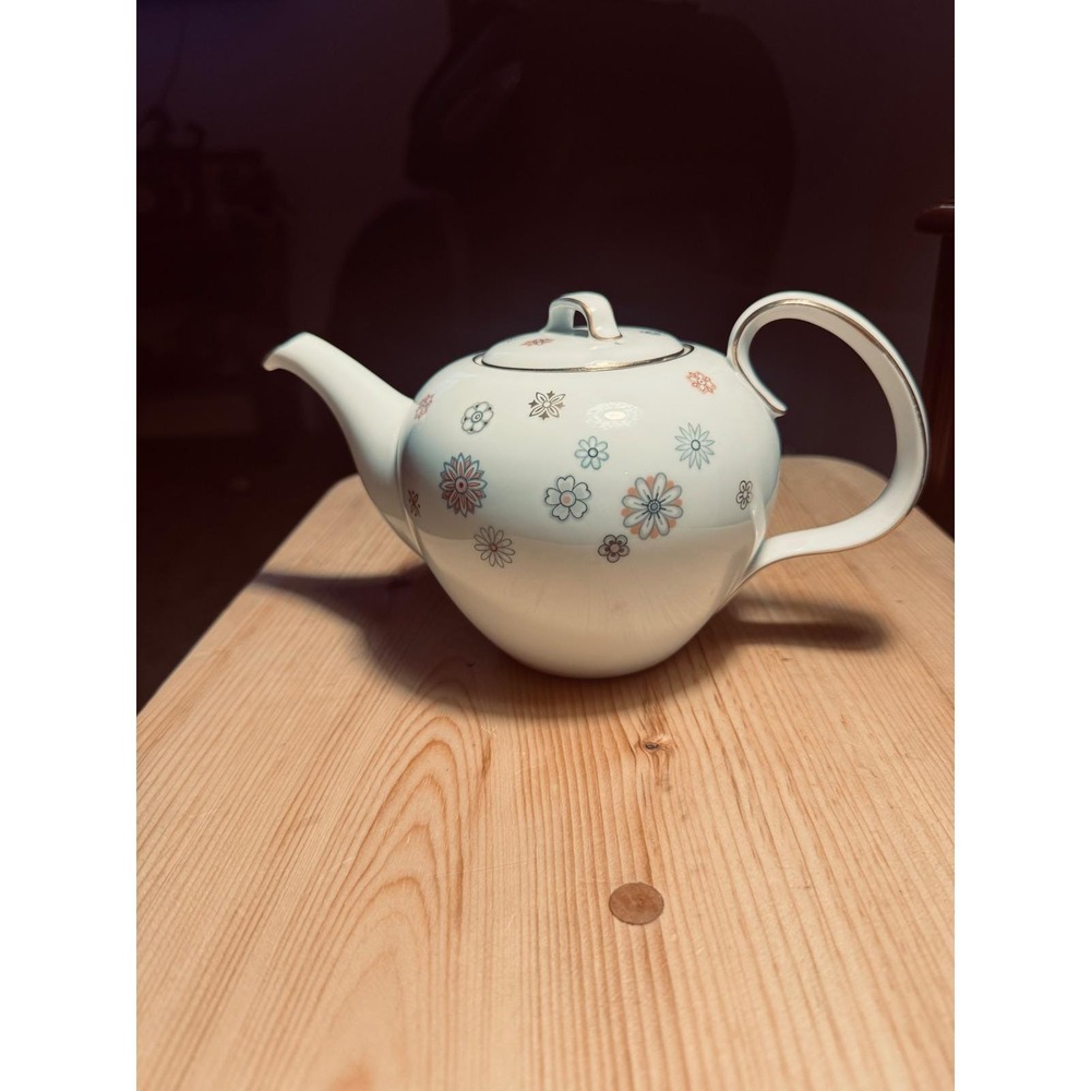 Cosmos L&M Fine China Teapot Japan Floral Gold Trim Mid Century Modern White 50s